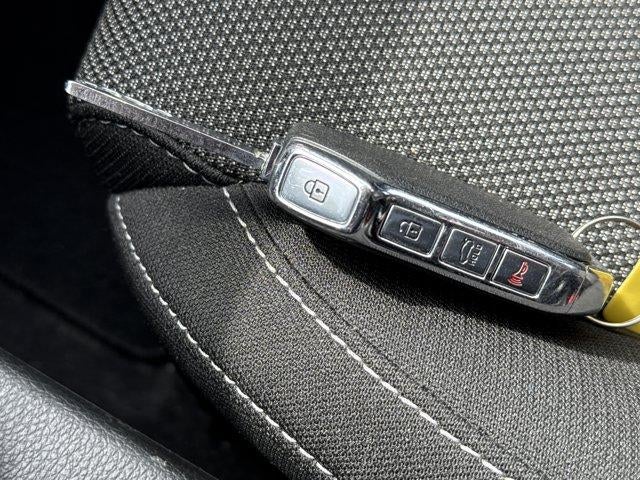 2023 Kia Forte LXS IVT