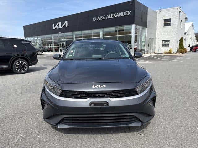 2023 Kia Forte LXS IVT