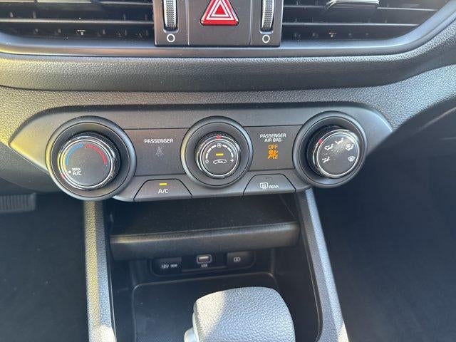 2024 Kia Forte LXS IVT