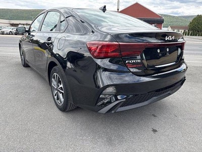 2023 Kia Forte LXS IVT