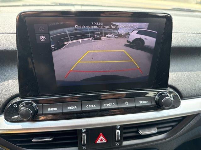 2024 Kia Forte LXS IVT