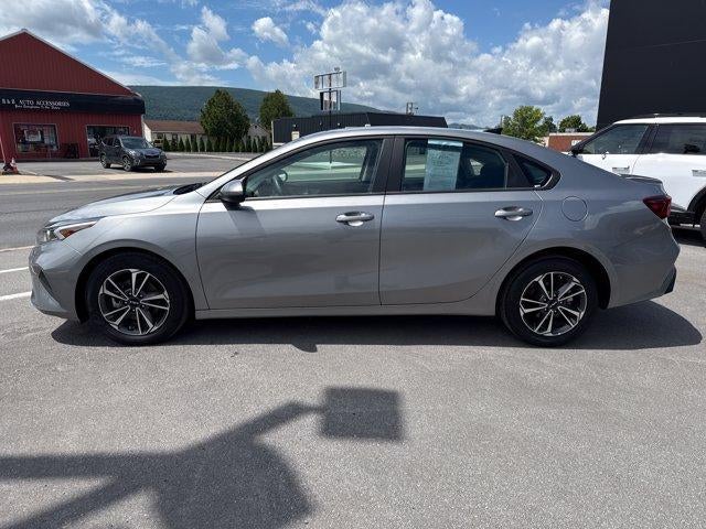 2024 Kia Forte LXS IVT