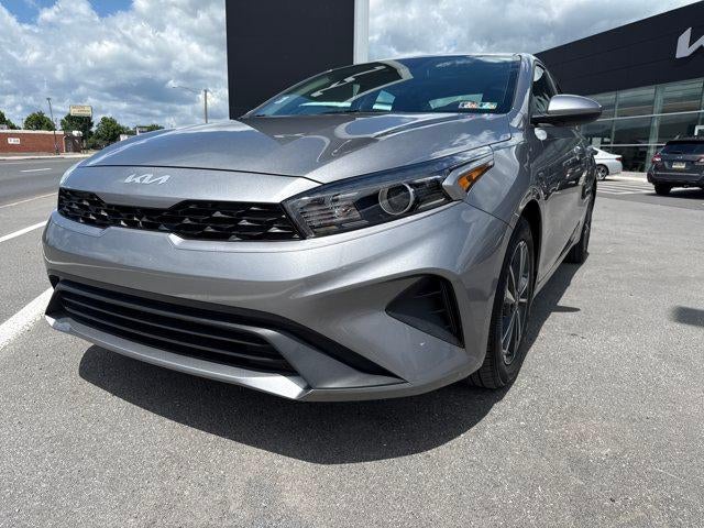2024 Kia Forte LXS IVT