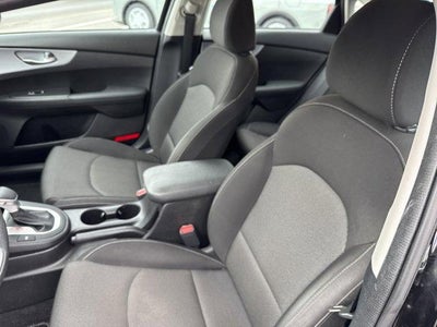 2023 Kia Forte LXS IVT