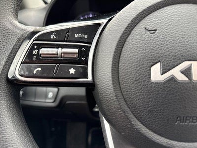 2023 Kia Forte LXS IVT