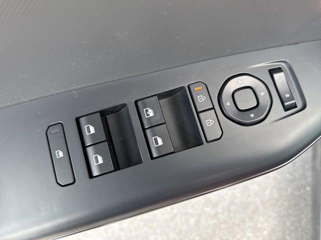 2025 Kia K4 LXS FWD