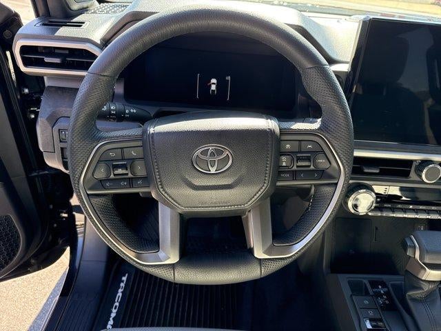 2026 Toyota Tacoma 4WD 4WD Limited Hybrid Double Cab 5' Bed AT (Natl)