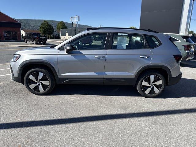 2025 Volkswagen Taos S 4MOTION