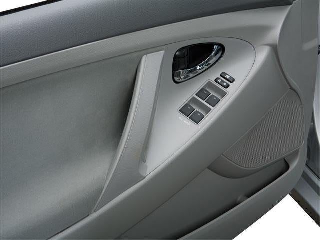 2011 Toyota Camry 4dr Sdn V6 Auto LE (Natl)