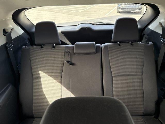 2022 Toyota Highlander L FWD (Natl)