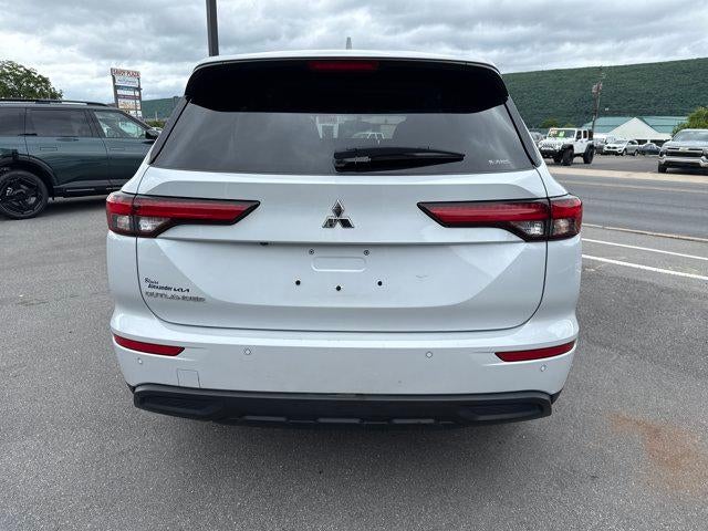 2023 Mitsubishi Outlander ES S-AWC