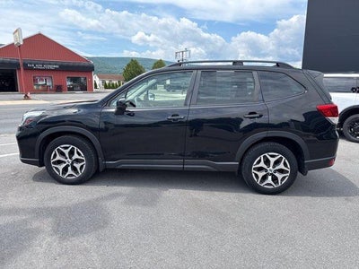 2020 Subaru Forester Premium CVT
