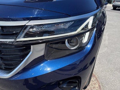 2024 Kia Seltos EX IVT AWD