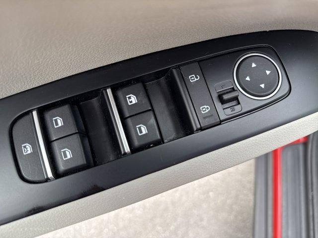 2023 Kia Soul LX IVT