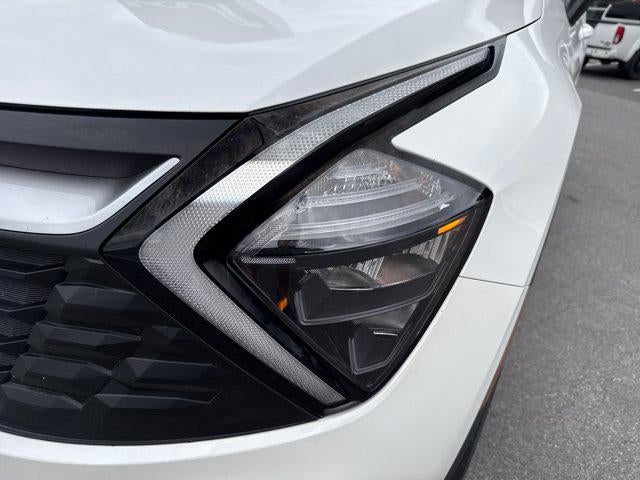 2023 Kia Sportage Hybrid LX AWD