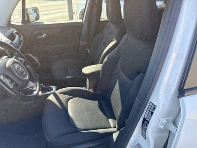 2016 Jeep Renegade 4WD 4dr Latitude