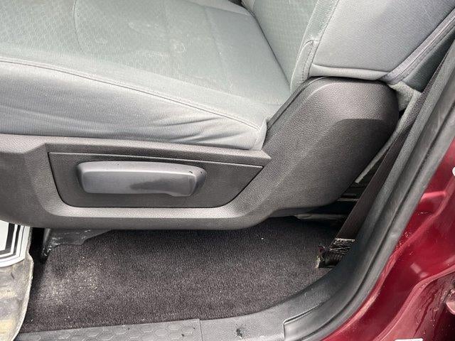 2017 RAM 1500 Express 4x4 Quad Cab 6'4" Box