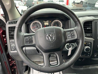 2017 RAM 1500 Express 4x4 Quad Cab 6'4" Box