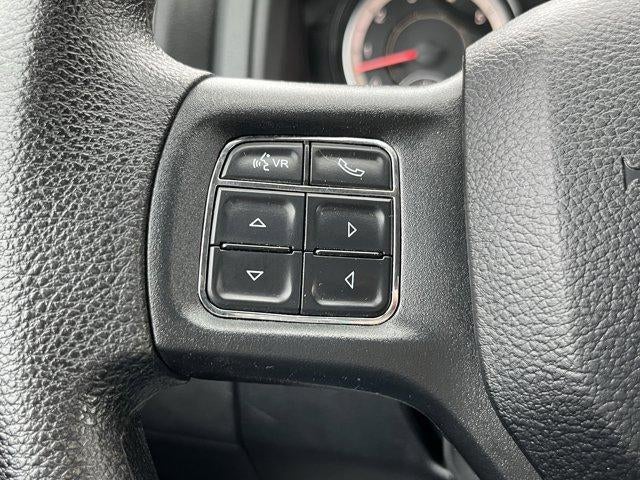 2017 RAM 1500 Express 4x4 Quad Cab 6'4" Box