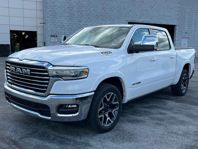2025 RAM 1500 Laramie 4x4 Crew Cab 5'7" Box