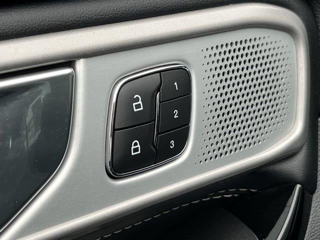 2022 Ford Explorer ST 4WD