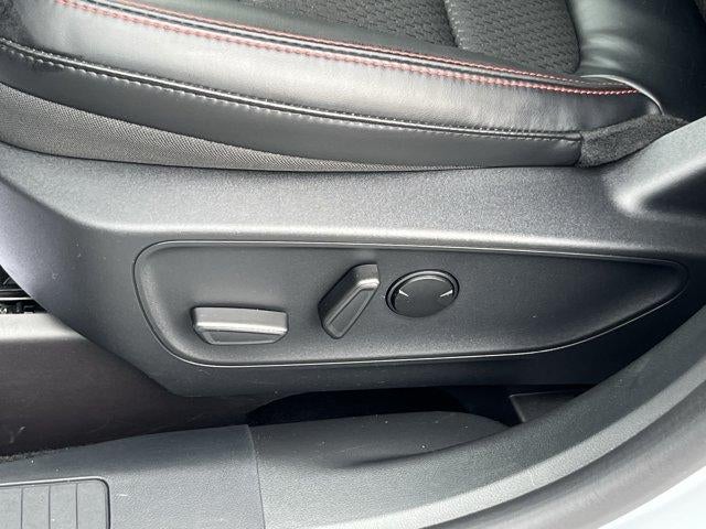 2025 Ford Escape ST-Line Select AWD