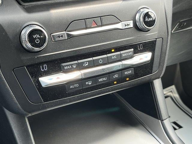2020 Ford Explorer XLT 4WD