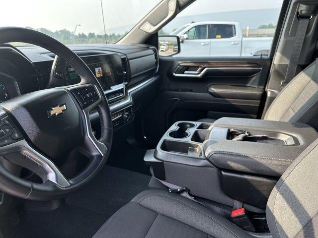 2023 Chevrolet Silverado 1500 Crew Cab Short Box 4-Wheel Drive LT 2FL