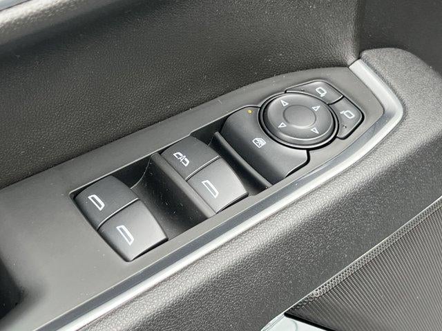 2025 Chevrolet Silverado 1500 Crew Cab Short Box 4-Wheel Drive LT 1LT