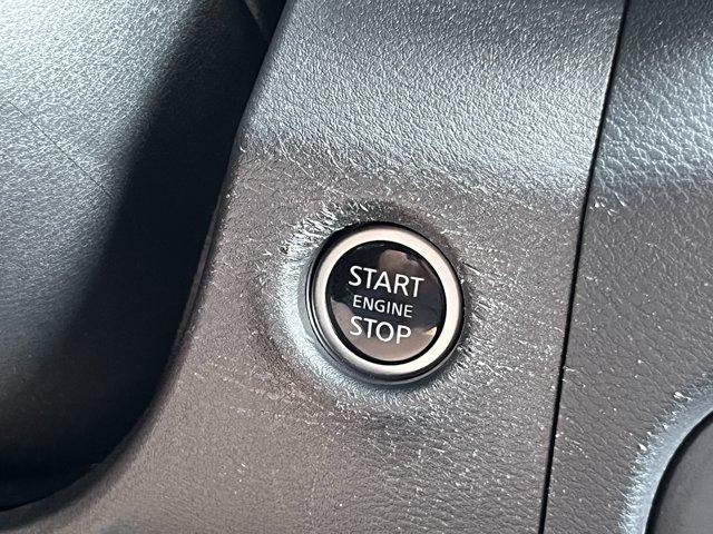 2024 Nissan Frontier Crew Cab 4x4 PRO-4X