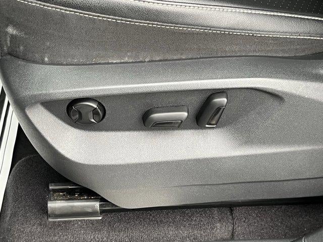 2021 Volkswagen Atlas 2021.5 3.6L V6 SE w/Technology R-Line 4MOTION