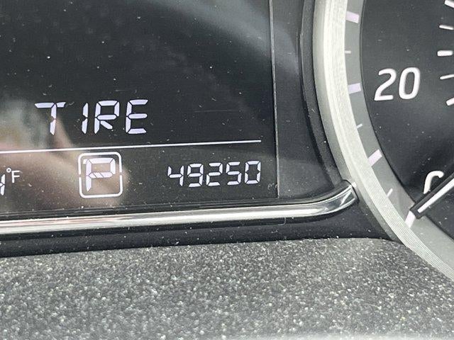 2014 Nissan Sentra 4dr Sdn I4 CVT SR