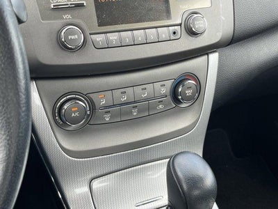 2014 Nissan Sentra 4dr Sdn I4 CVT SR