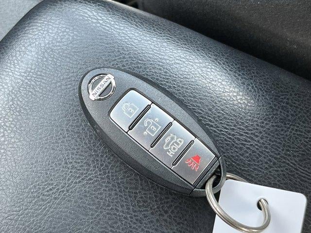2014 Nissan Sentra 4dr Sdn I4 CVT SR
