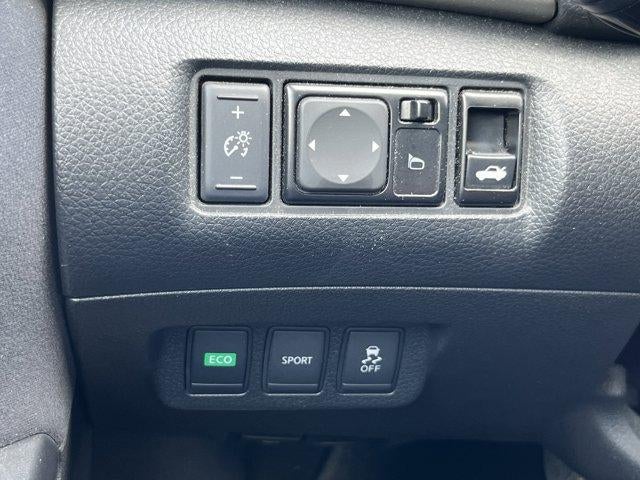 2014 Nissan Sentra 4dr Sdn I4 CVT SR