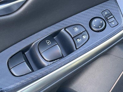 2024 Nissan Sentra SR CVT