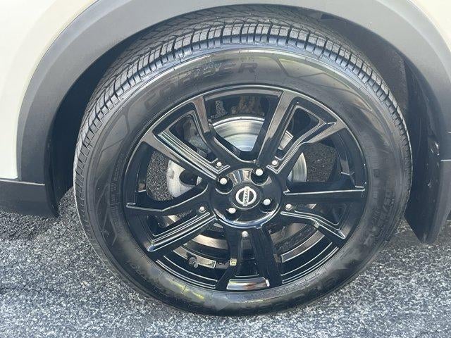 2020 Nissan Kicks SV FWD