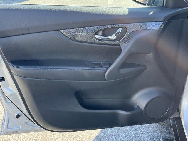 2014 Nissan Rogue AWD 4dr SL