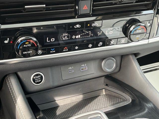 2021 Nissan Rogue AWD SL