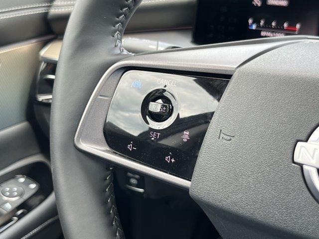 2025 Nissan Murano AWD SL