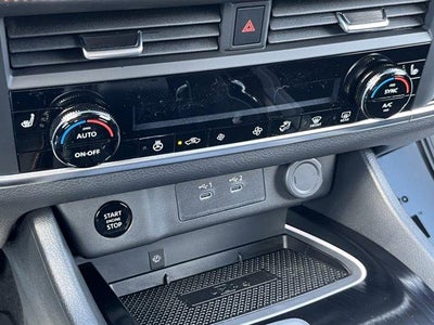 2026 Nissan Rogue AWD Rock Creek *Ltd Avail*