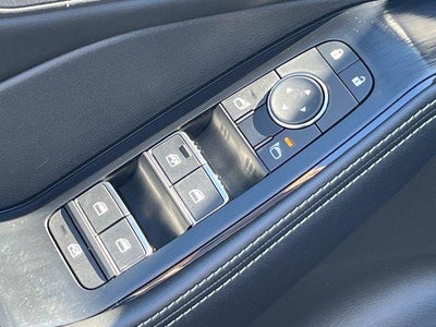 2023 Nissan Rogue AWD SL