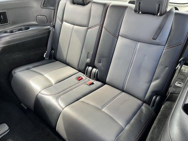 2019 Nissan Pathfinder 4x4 SL