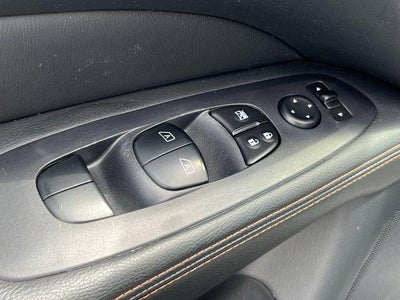 2019 Nissan Pathfinder 4x4 SL