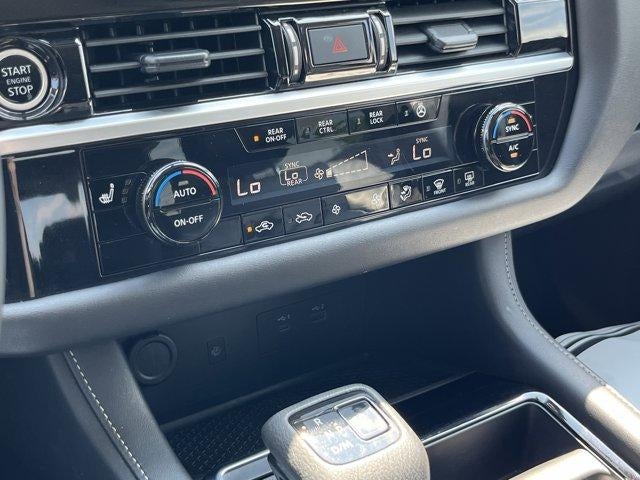 2024 Nissan Pathfinder SL 4WD