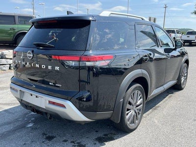 2024 Nissan Pathfinder SL 4WD