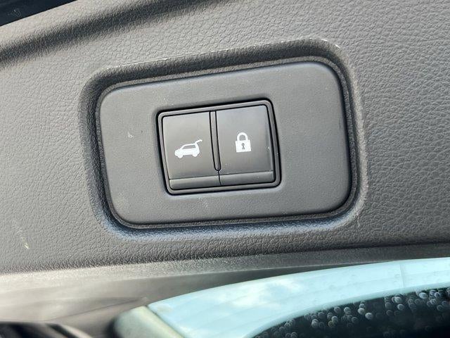 2024 Nissan Pathfinder SL 4WD