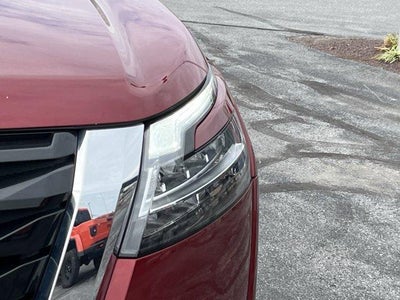 2024 Nissan Pathfinder SL 4WD