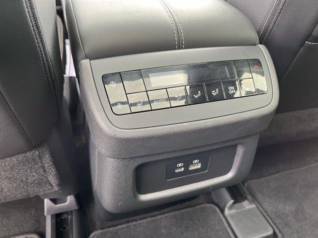 2024 Nissan Pathfinder SL 4WD