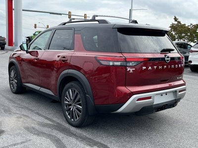 2024 Nissan Pathfinder SL 4WD